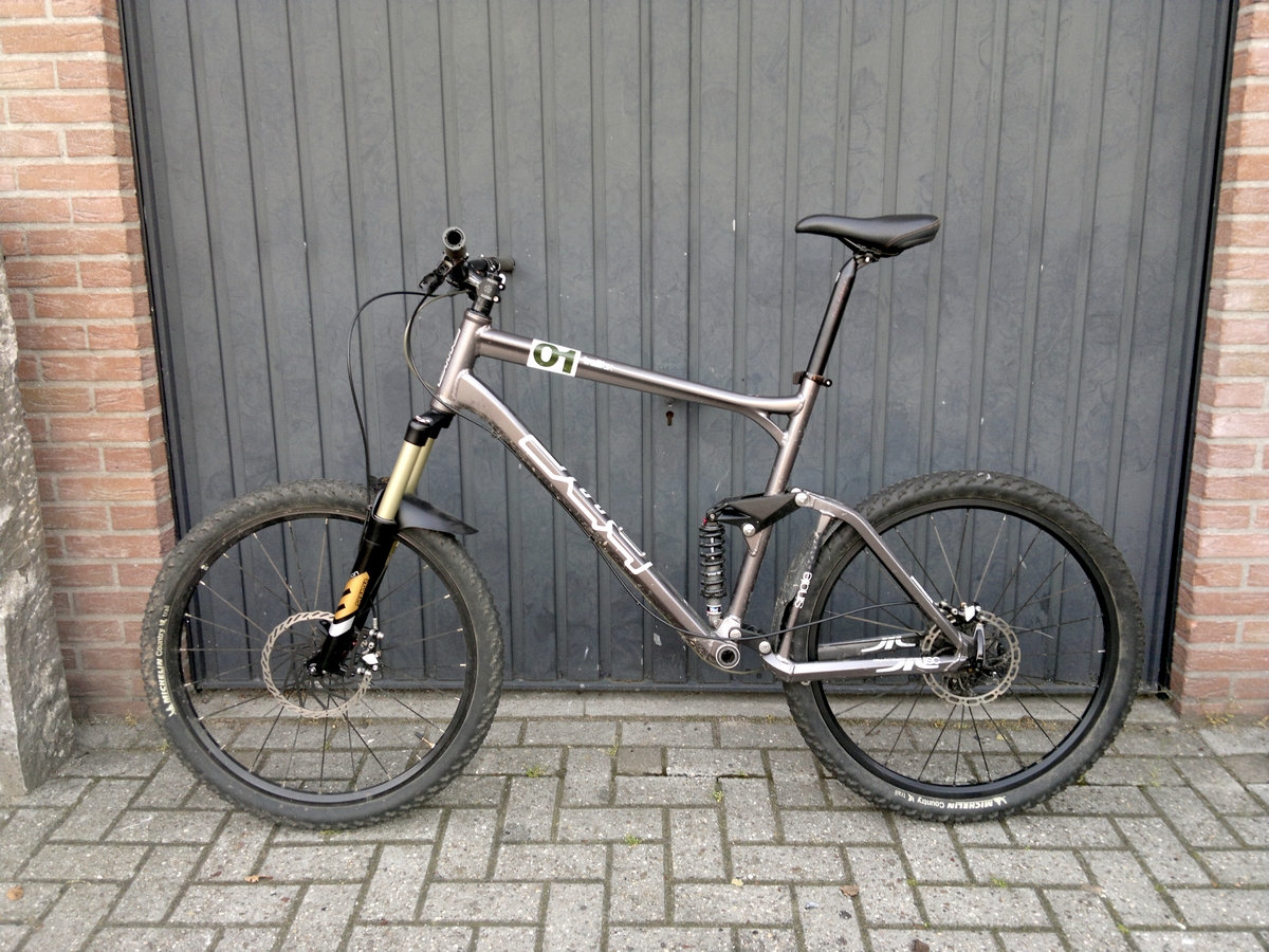 bmc trailfox 01